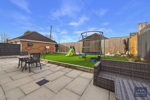 Photo 36- click for photo gallery